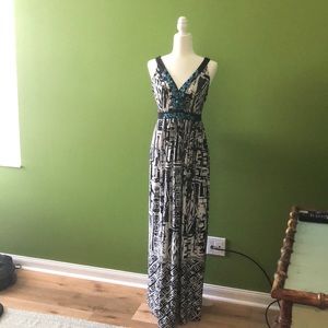 ECI Black and white maxi dress